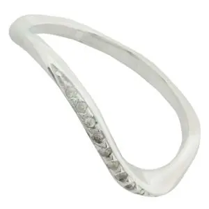 ANILLO ONDA ZIRCONIAS, PLATA. 925 CON BAÑO DE RODIO