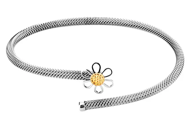 AZAG045PU PULS. MALLA REDONDA ACERO CON FLOR CALADA Y TAPÓN, DETALLE ORO 18 K